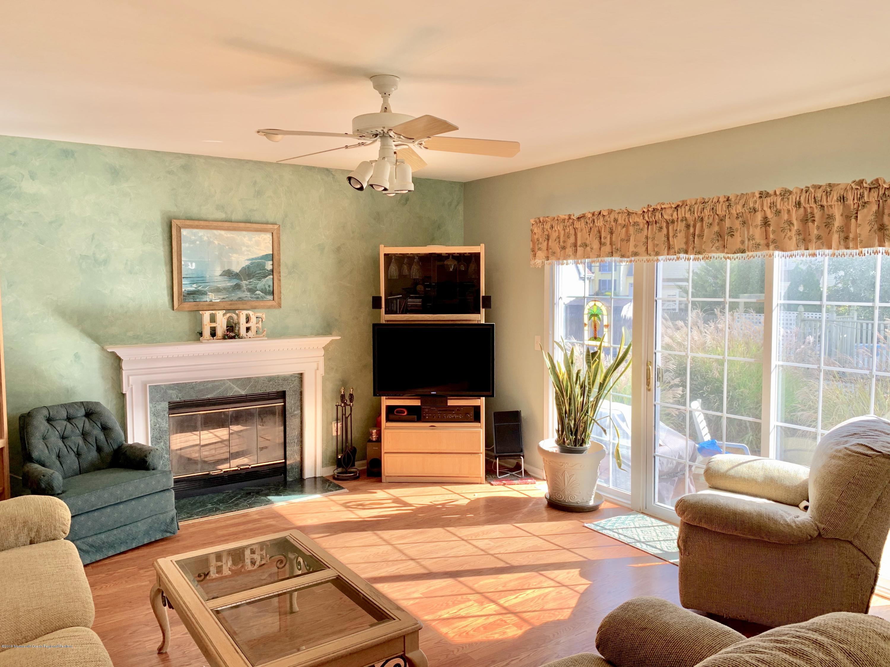 109 Cruise Road Manahawkin, NJ 08050 - Photo 22 of 36 fullsizeoutput_8c2
