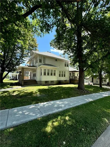 $282,000 | 322 West 7th Street, Maryville, MO 64468