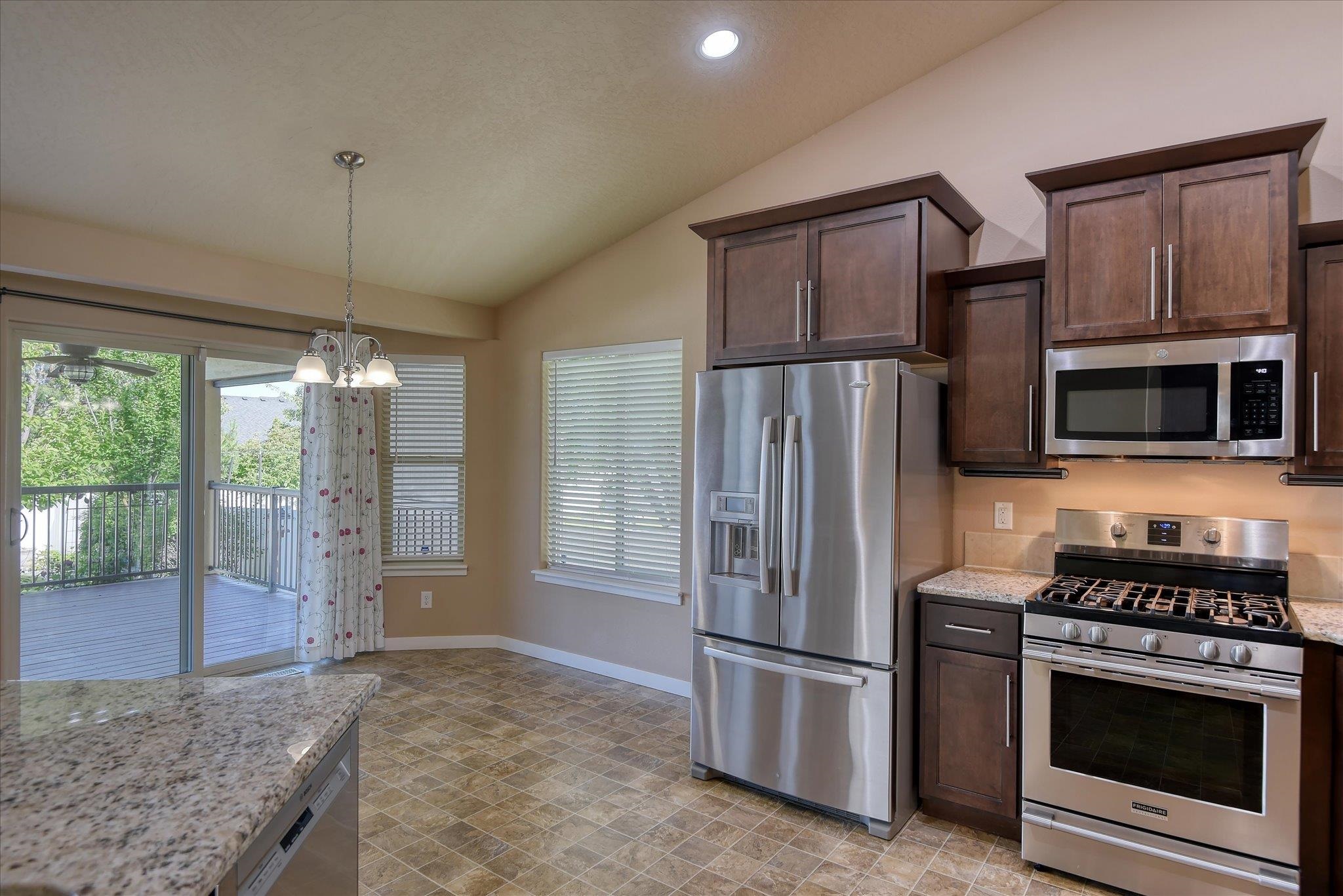 9920 North Austin Lane Spokane, WA 99208 - Photo 16 of 45