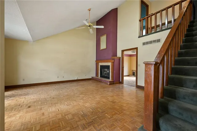 $349,000 | 2201 Southwest 14 Street, Blue Springs, MO 64015