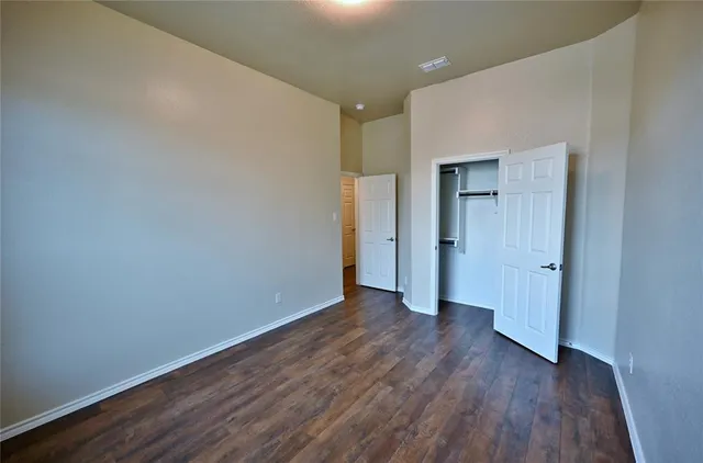 $2,175 | 916 Iona Drive, Fort Worth, TX 76120