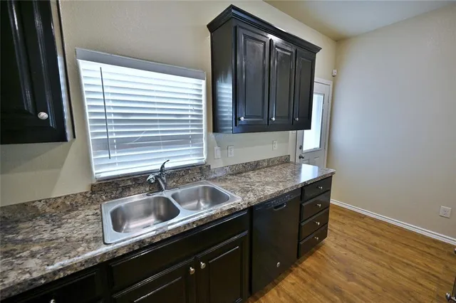 $2,175 | 916 Iona Drive, Fort Worth, TX 76120