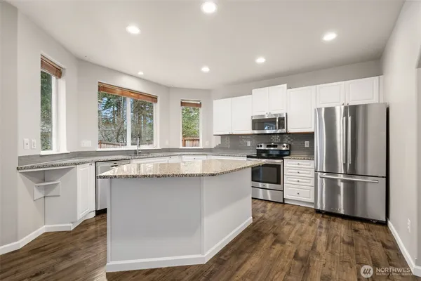 $560,000 | 1609 15th Avenue Southwest, Olympia, WA 98502