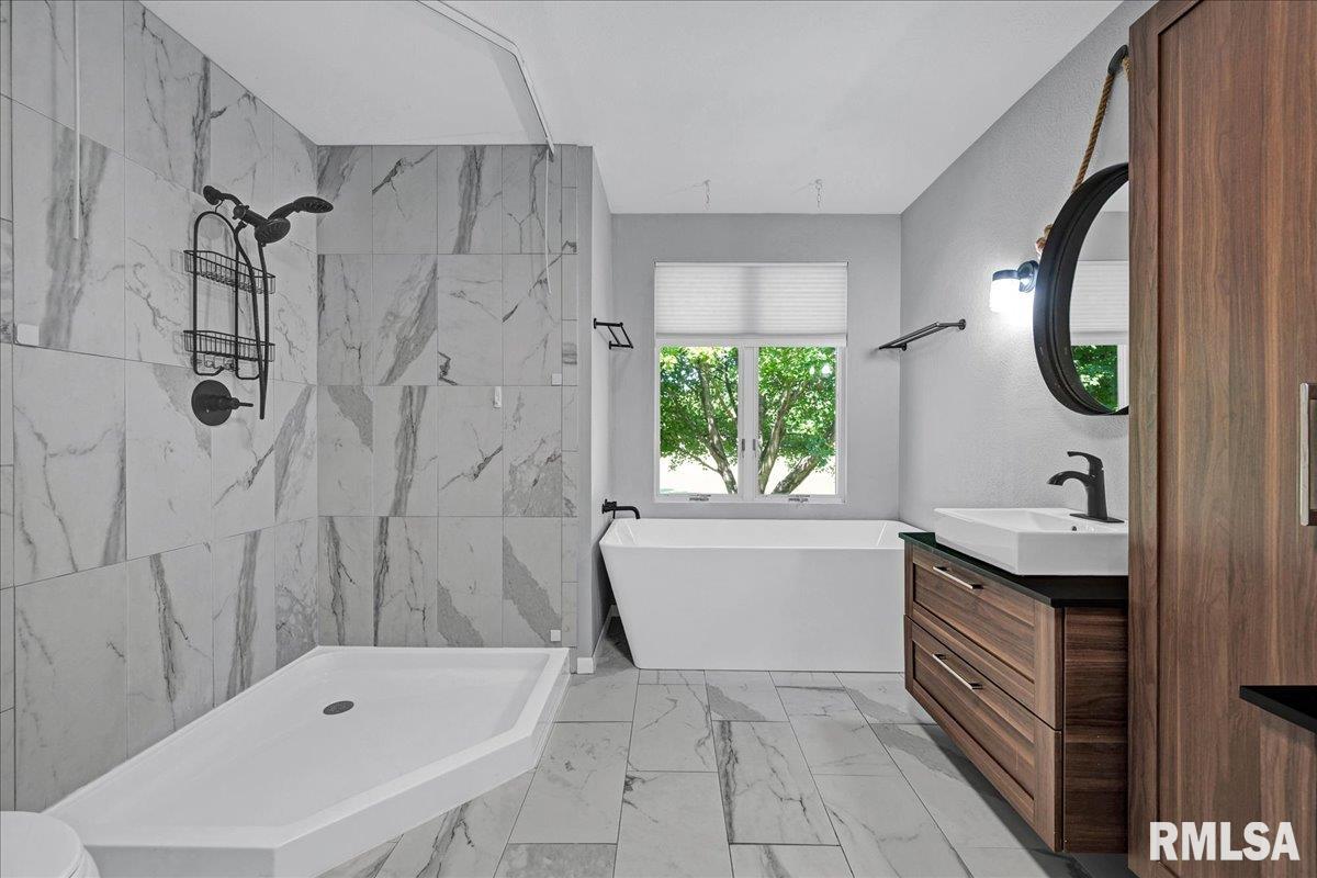 13315 West Clark Road Glasford, IL 61533 - Photo 20 of 57 Gallery Image 20