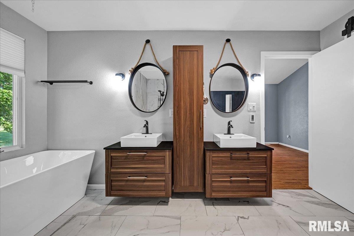 13315 West Clark Road Glasford, IL 61533 - Photo 22 of 57 Gallery Image 22