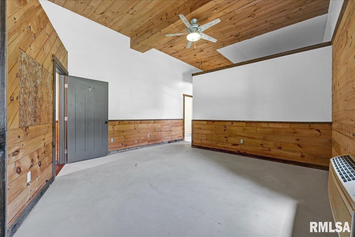 13315 West Clark Road Glasford, IL 61533 - Photo 41 of 57 Gallery Image 41