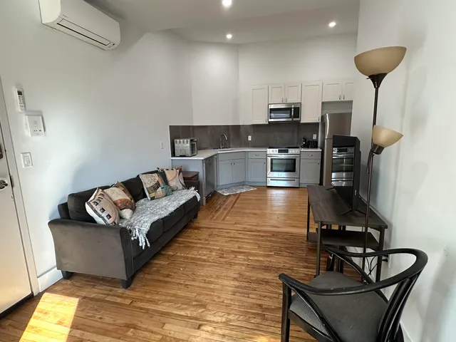 $1,700 | 4 Elliot Street, Unit 7, Brattleboro, VT 05301