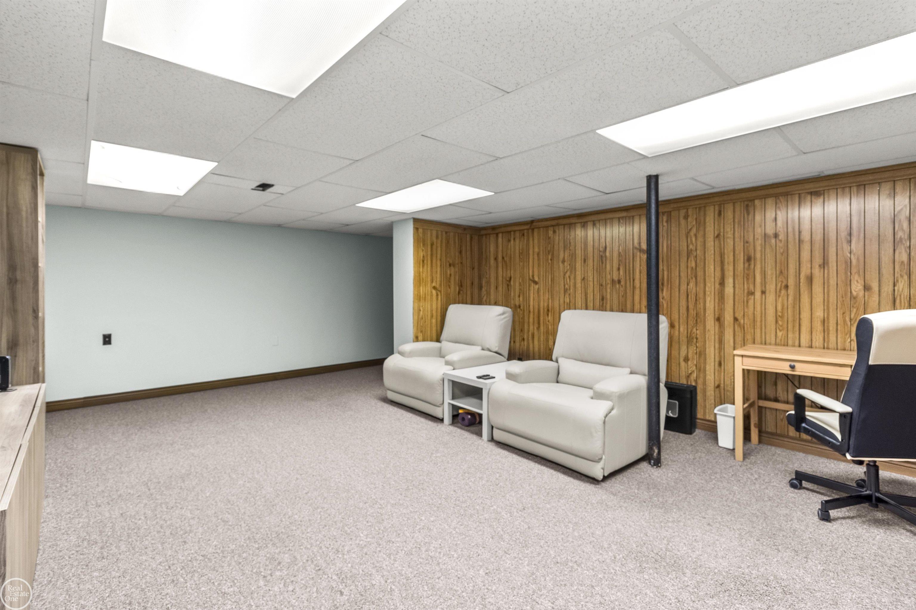 51180 South Foster Road New Baltimore, MI 48047 - Photo 32 of 46 50117415-31.JPG