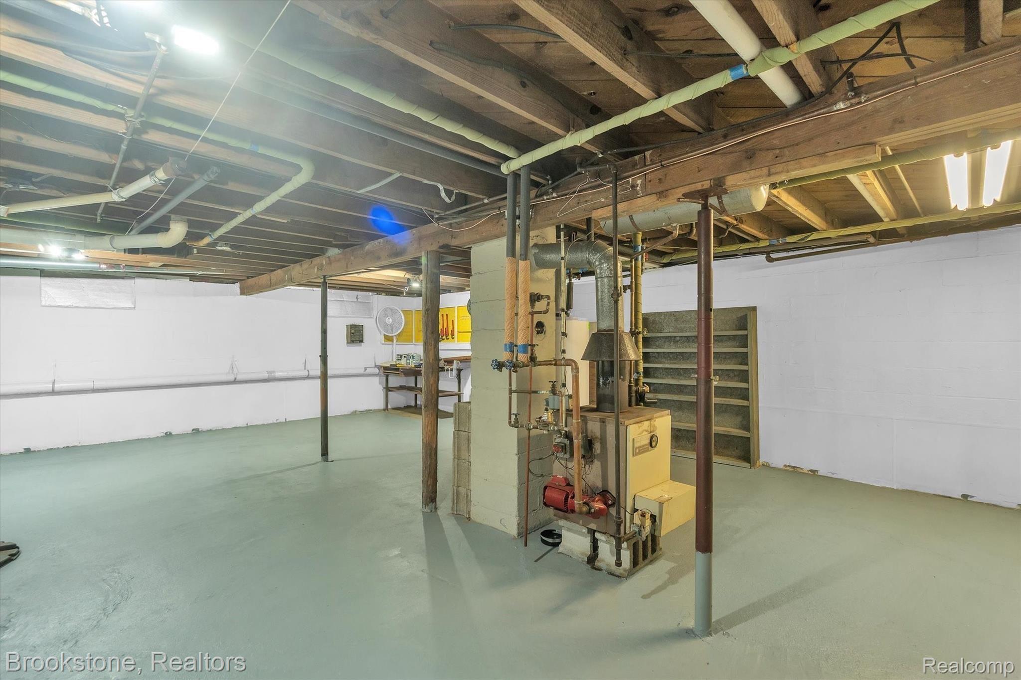 3740 John R Road Rochester, MI 48307 - Photo 25 of 33 25-3740-John-R-Rd-WindowStill-Real-Estate-Photography-25.jpg