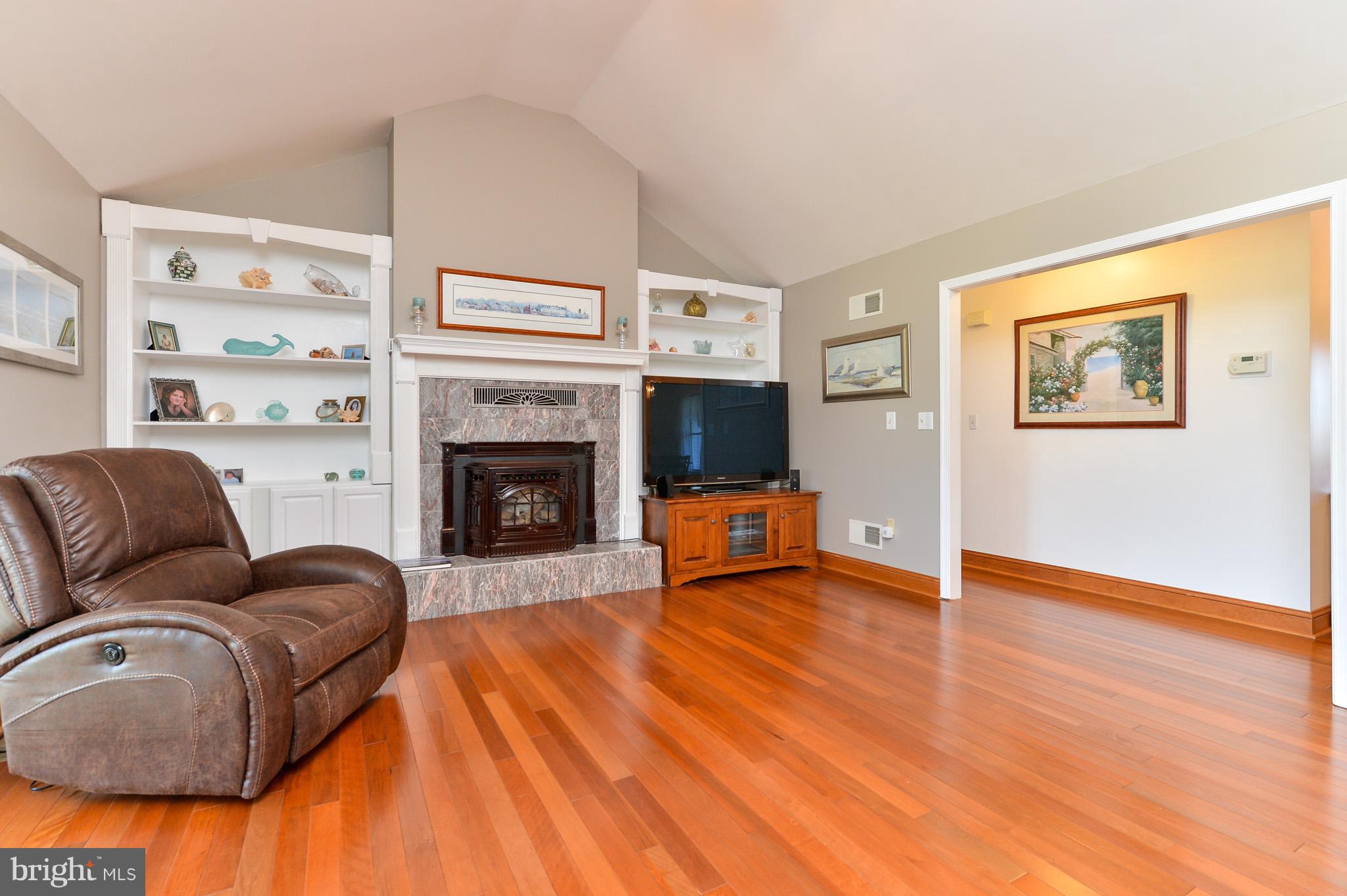 69 Brick Hill Road Elkton, MD 21921 - Photo 3 of 17 Living Room