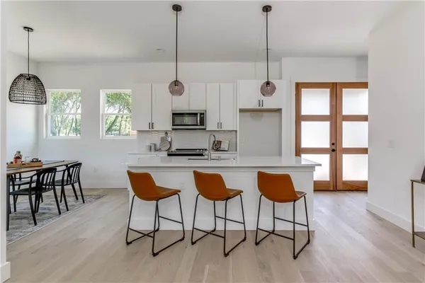 $3,499 | 4800 Vinson Drive, Unit B, Austin, TX 78745
