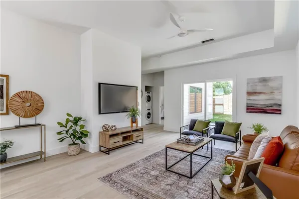 $3,499 | 4800 Vinson Drive, Unit B, Austin, TX 78745