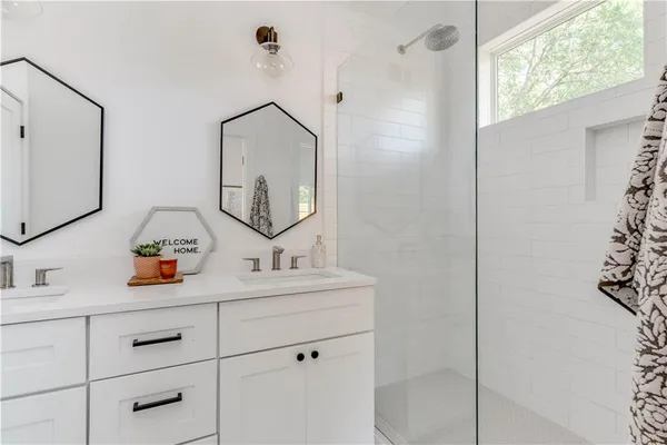 $3,499 | 4800 Vinson Drive, Unit B, Austin, TX 78745