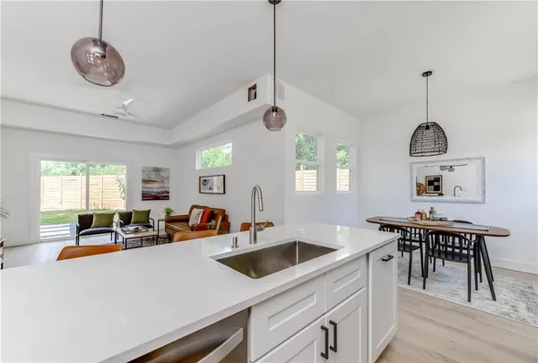 $3,499 | 4800 Vinson Drive, Unit B, Austin, TX 78745