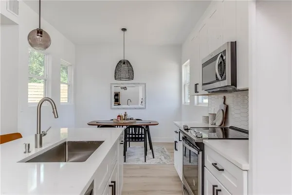 $3,499 | 4800 Vinson Drive, Unit B, Austin, TX 78745