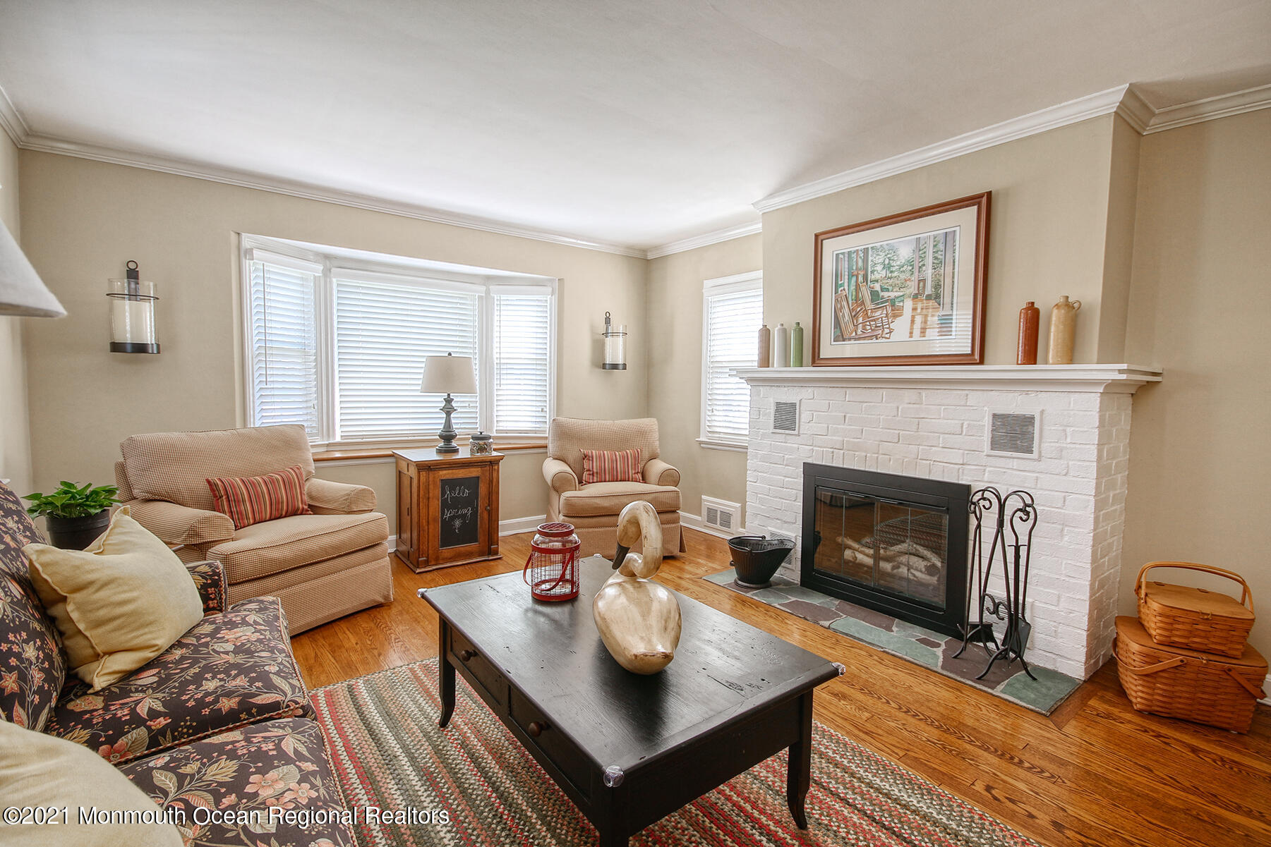 70 Ravine Drive Matawan, NJ 07747 - Photo 4 of 38 JUNI5601