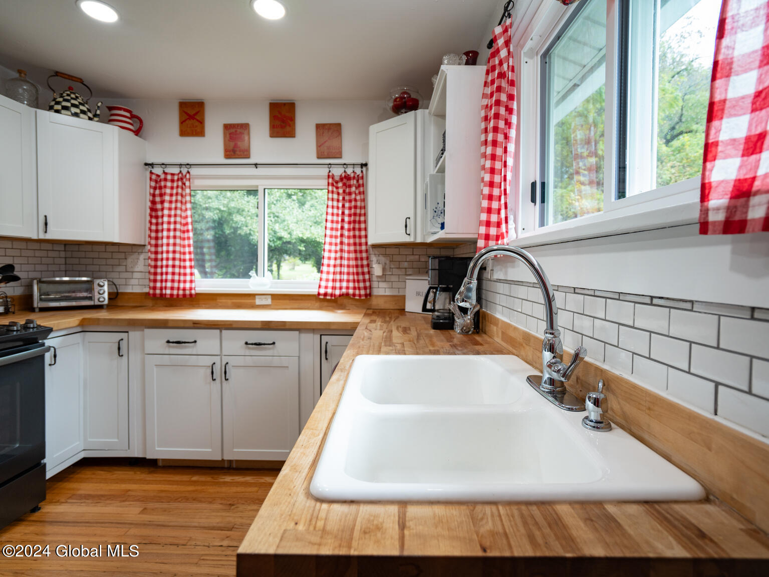 1320 Simons Road Schodack, NY 12033 - Photo 8 of 46 DSC05887