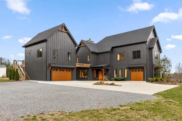 $1,225,000 | 763 Highway 127, Signal Mountain, TN 37377