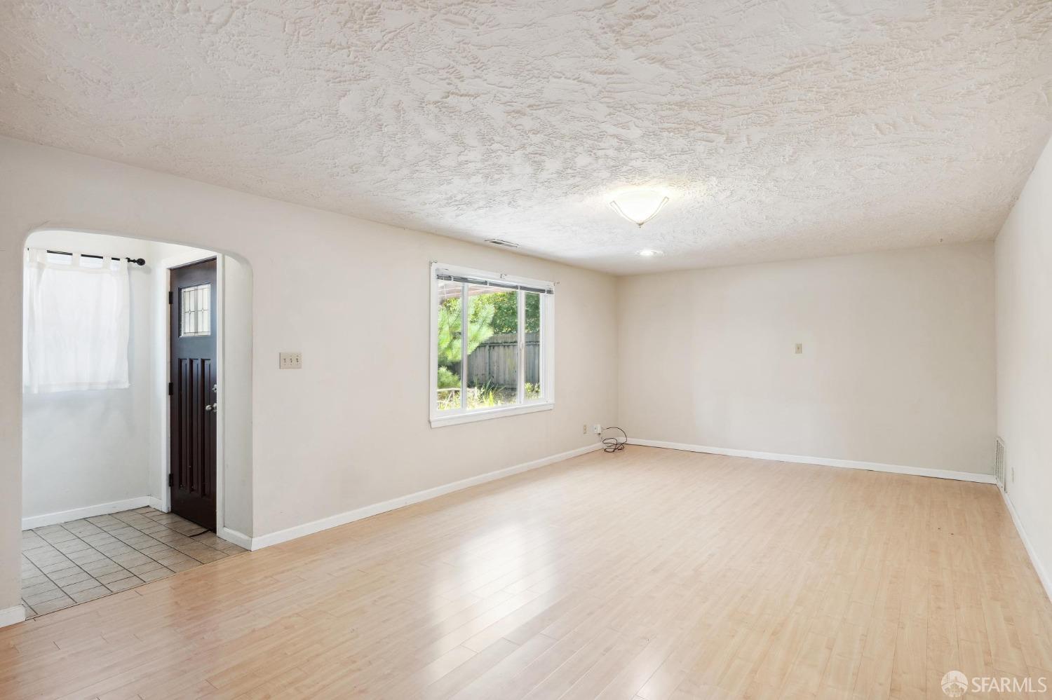 555 Marsh Road Menlo Park, CA 94025 - Photo 12 of 66