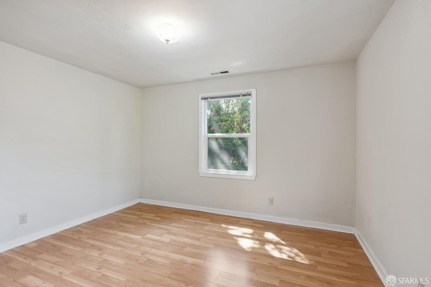 555 Marsh Road Menlo Park, CA 94025 - Photo 28 of 66