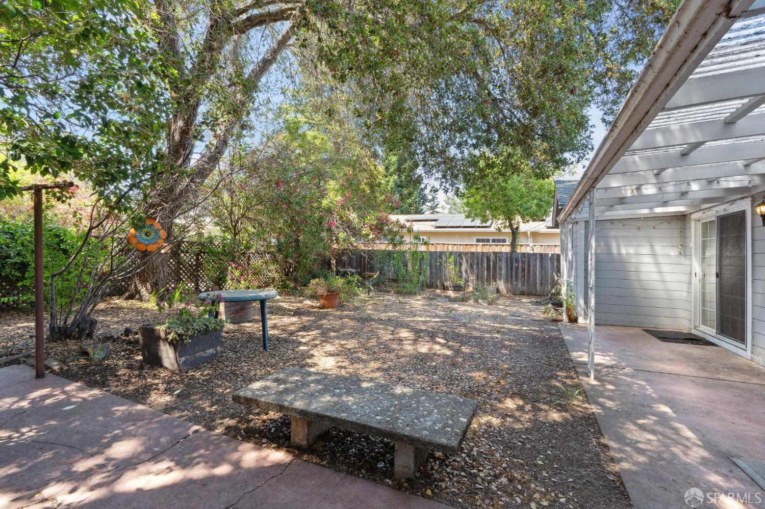 555 Marsh Road Menlo Park, CA 94025 - Photo 35 of 66