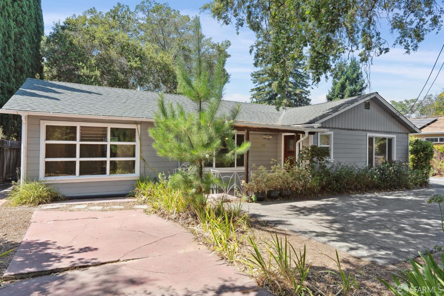 555 Marsh Road Menlo Park, CA 94025 - Photo 5 of 66