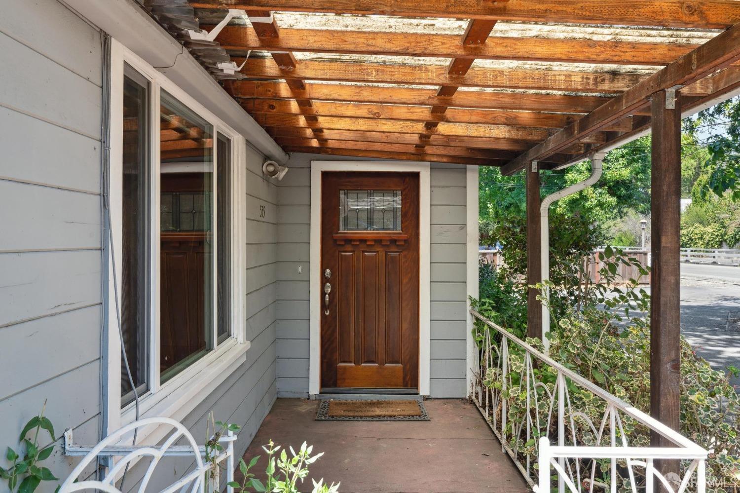 555 Marsh Road Menlo Park, CA 94025 - Photo 7 of 66