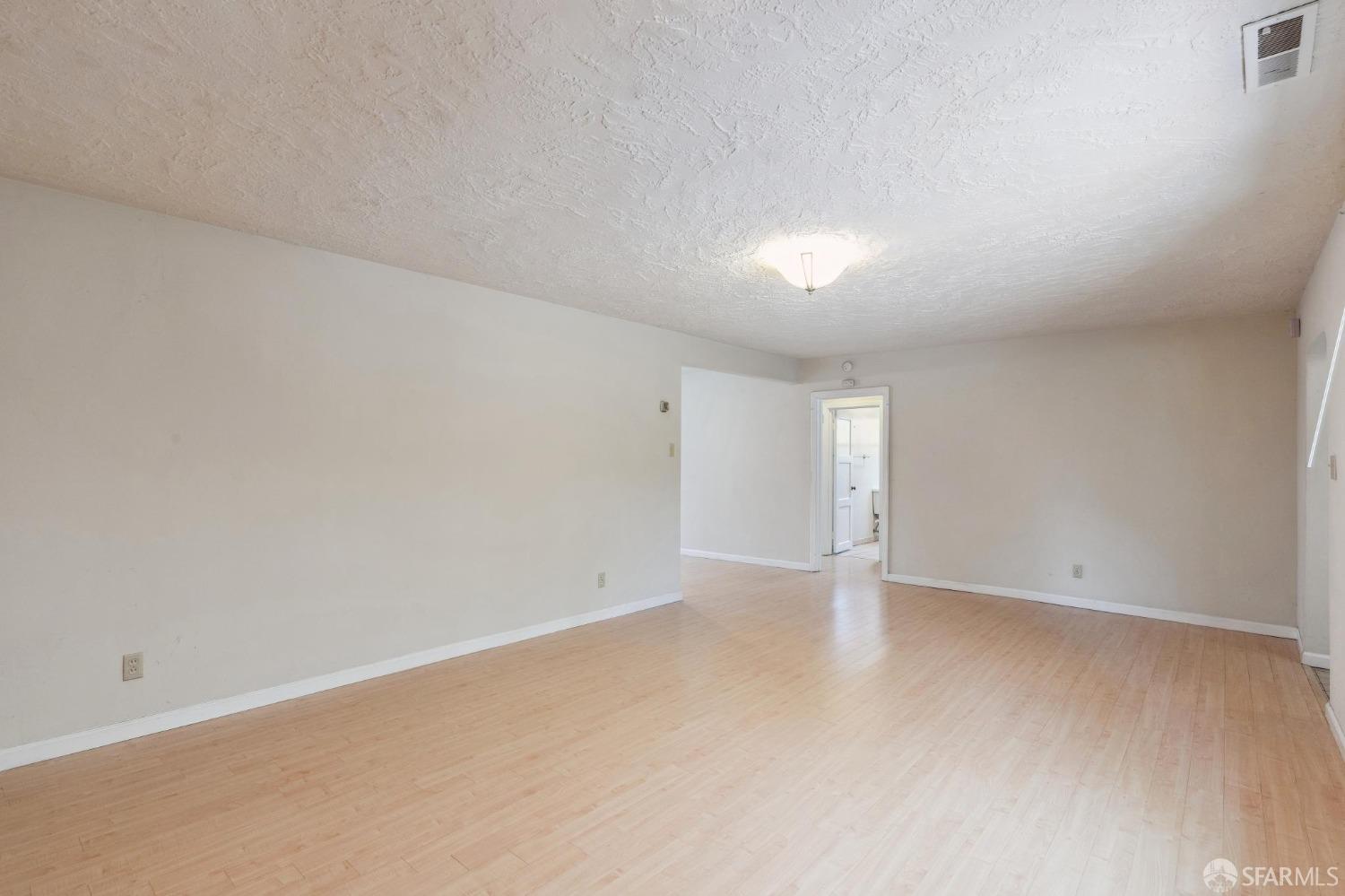 555 Marsh Road Menlo Park, CA 94025 - Photo 10 of 66