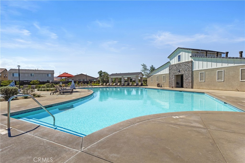 5762 Verde Way Banning, CA 92220 - Photo 12 of 33