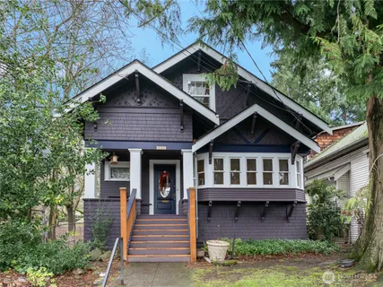 $1,387,500 | 4616 Meridian Avenue North, Seattle, WA 98103