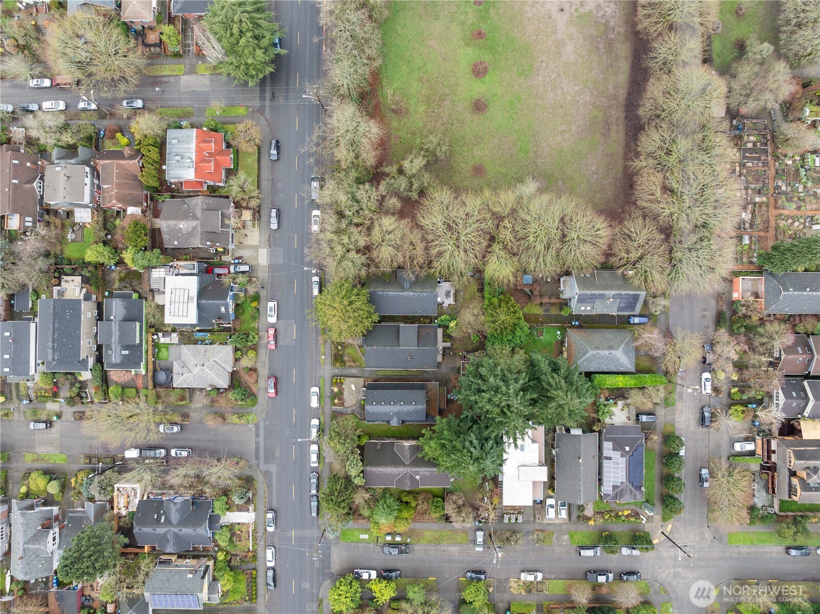 4616 Meridian Avenue North Seattle, WA 98103 - Photo 36 of 37