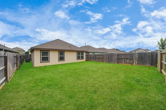 $1,890 | 32615 Orchard Haze Drive, Brookshire, TX 77423