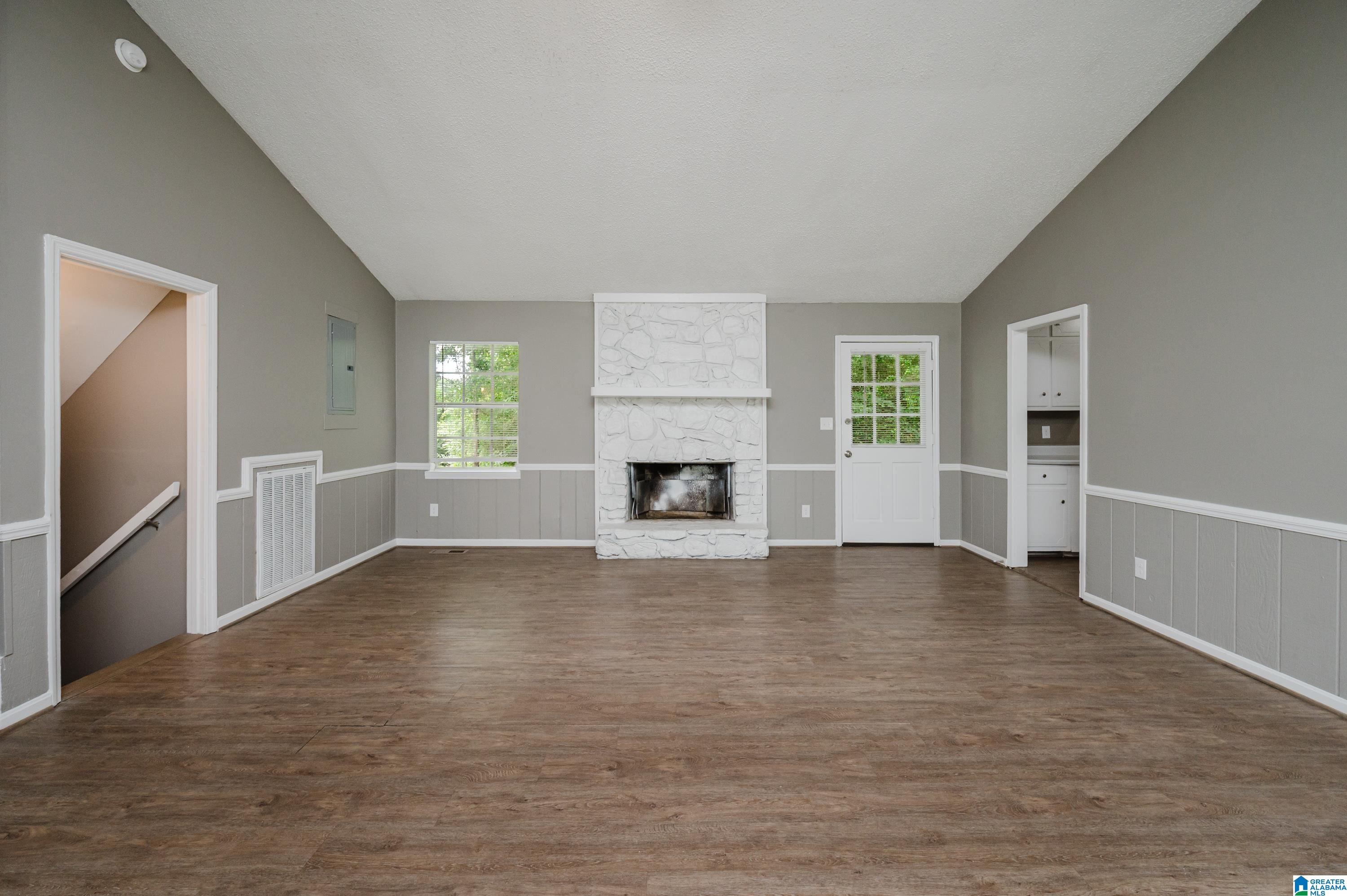 101 Shady Lane Alabaster, AL 35007 - Photo 6 of 37