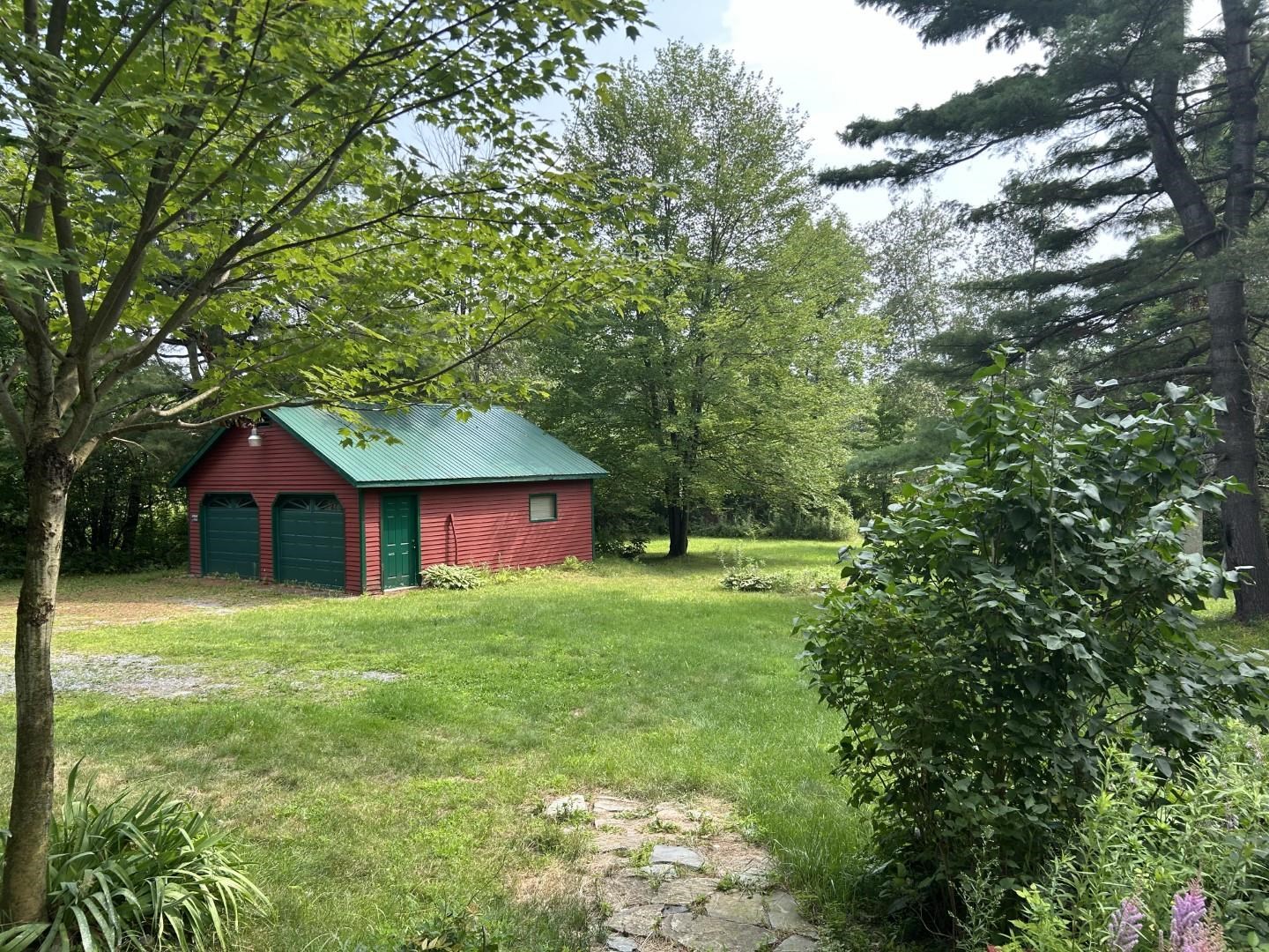 2436 South Road Williston, VT 05495 - Photo 4 of 15