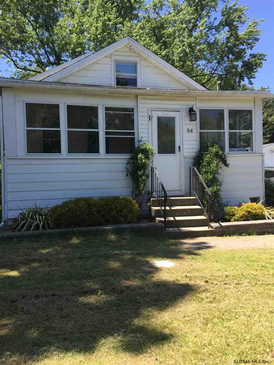 54 Edwards Road North Greenbush, NY 12198 - Photo 3 of 26 Photo 3