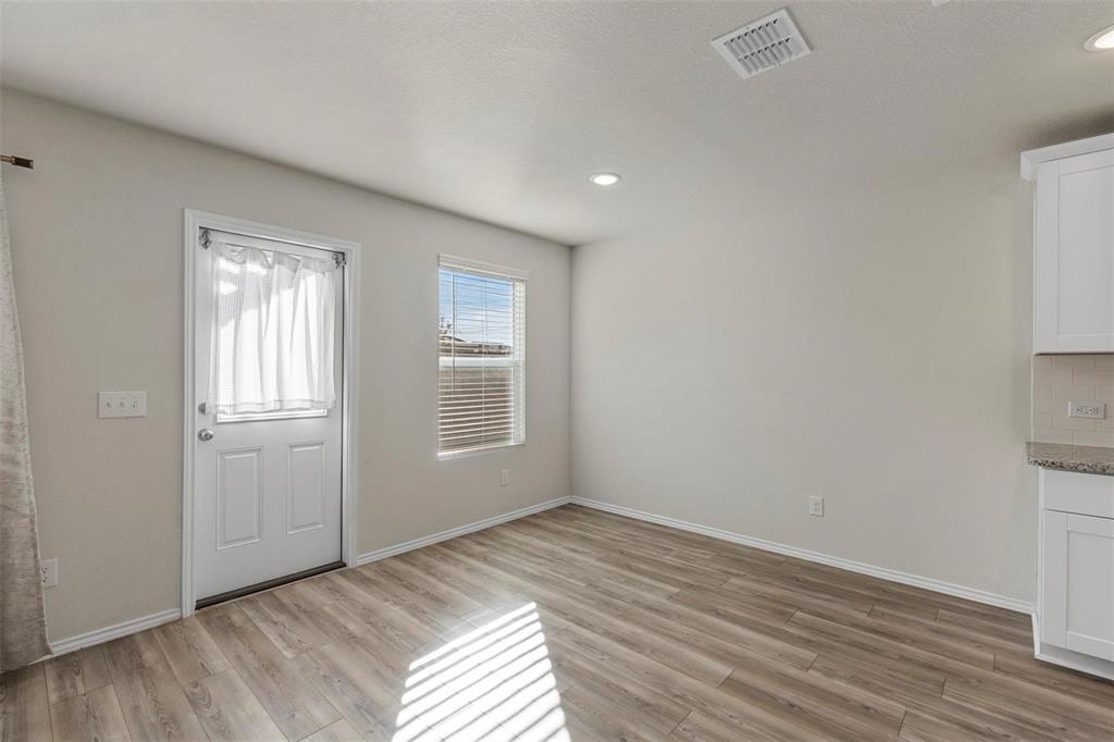 10121 Wyseby Road Crowley, TX 76036 - Photo 12 of 26