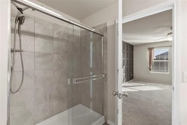 $2,000 | 10121 Wyseby Road, Crowley, TX 76036