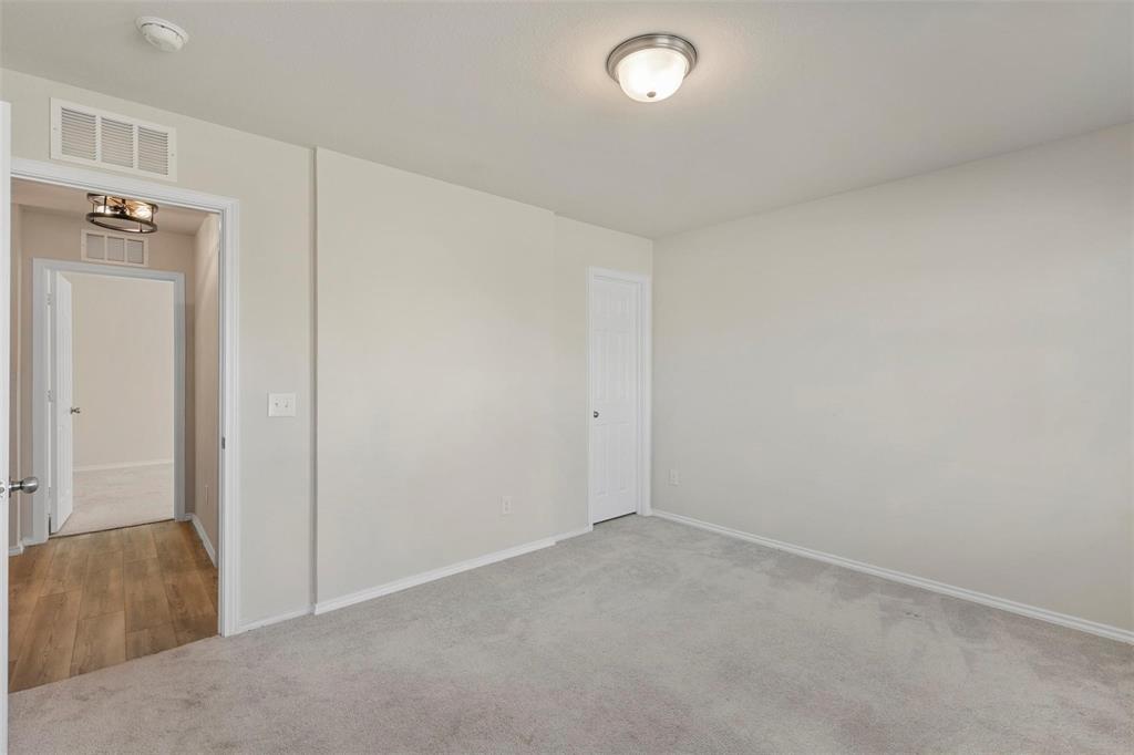 10121 Wyseby Road Crowley, TX 76036 - Photo 18 of 26