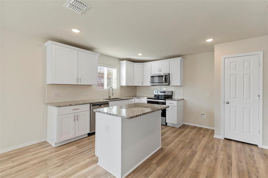 10121 Wyseby Road Crowley, TX 76036 - Photo 9 of 26