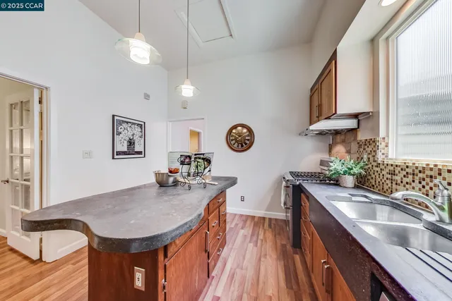 $1,175,000 | 634 22nd Street, Oakland, CA 94612