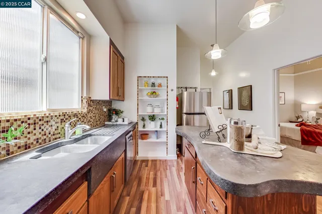 $1,175,000 | 634 22nd Street, Oakland, CA 94612