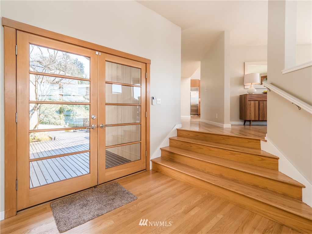 5 Brook Bay Road Mercer Island, WA 98040 - Photo 5 of 39