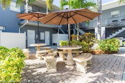 241 South Commerce Avenue Sebring, FL 33870 - Photo 1 of 6
