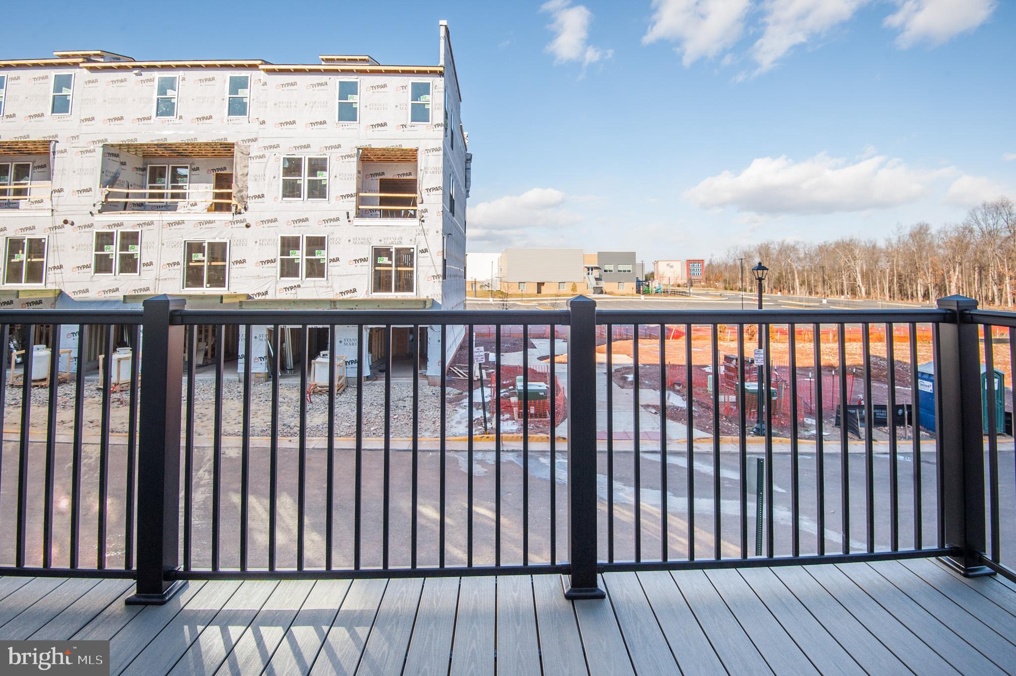44507 Wolfhound Square Ashburn, VA 20147 - Photo 22 of 51 Long Balcony off of Flex