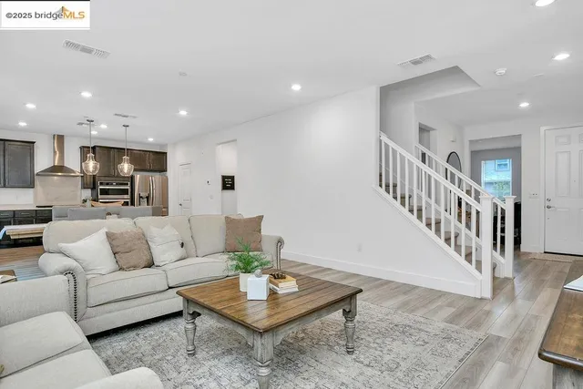 $789,900 | 212 Brush Creek Drive, Brentwood, CA 94513