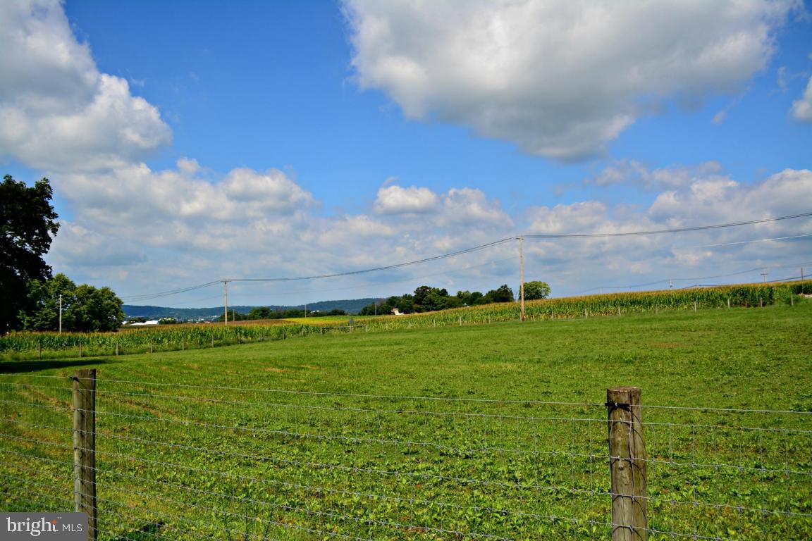 593 Red Run Road East Earl, PA 17519 - Photo 8 of 23 Gallery Image 8