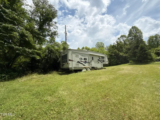 $699,900 | 131 Gibson Hollow Road, Eidson, TN 37731