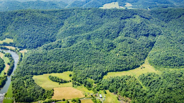 $699,900 | 131 Gibson Hollow Road, Eidson, TN 37731