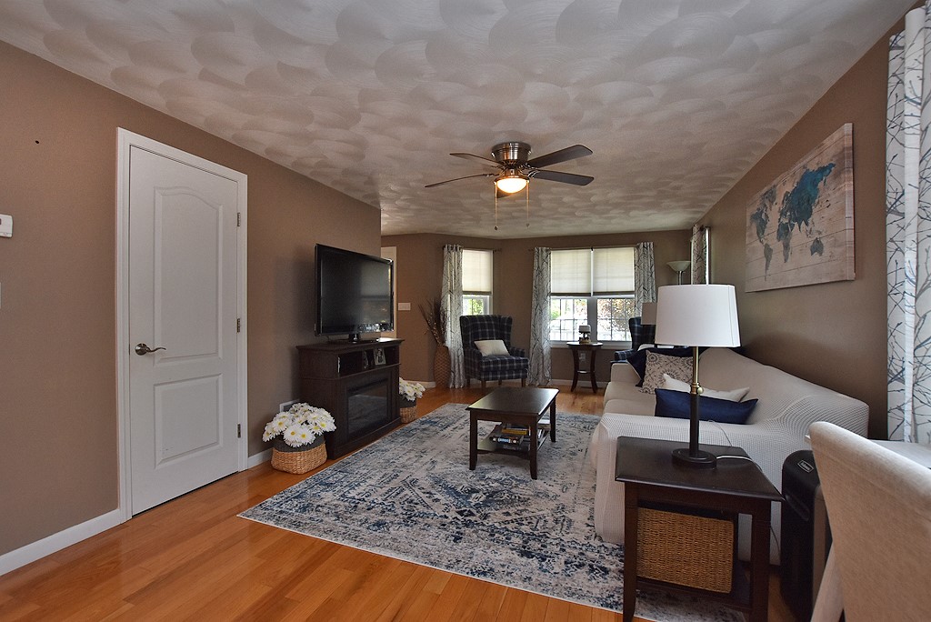 161 Jefferson Road Burrillville, RI 02830 - Photo 3 of 14