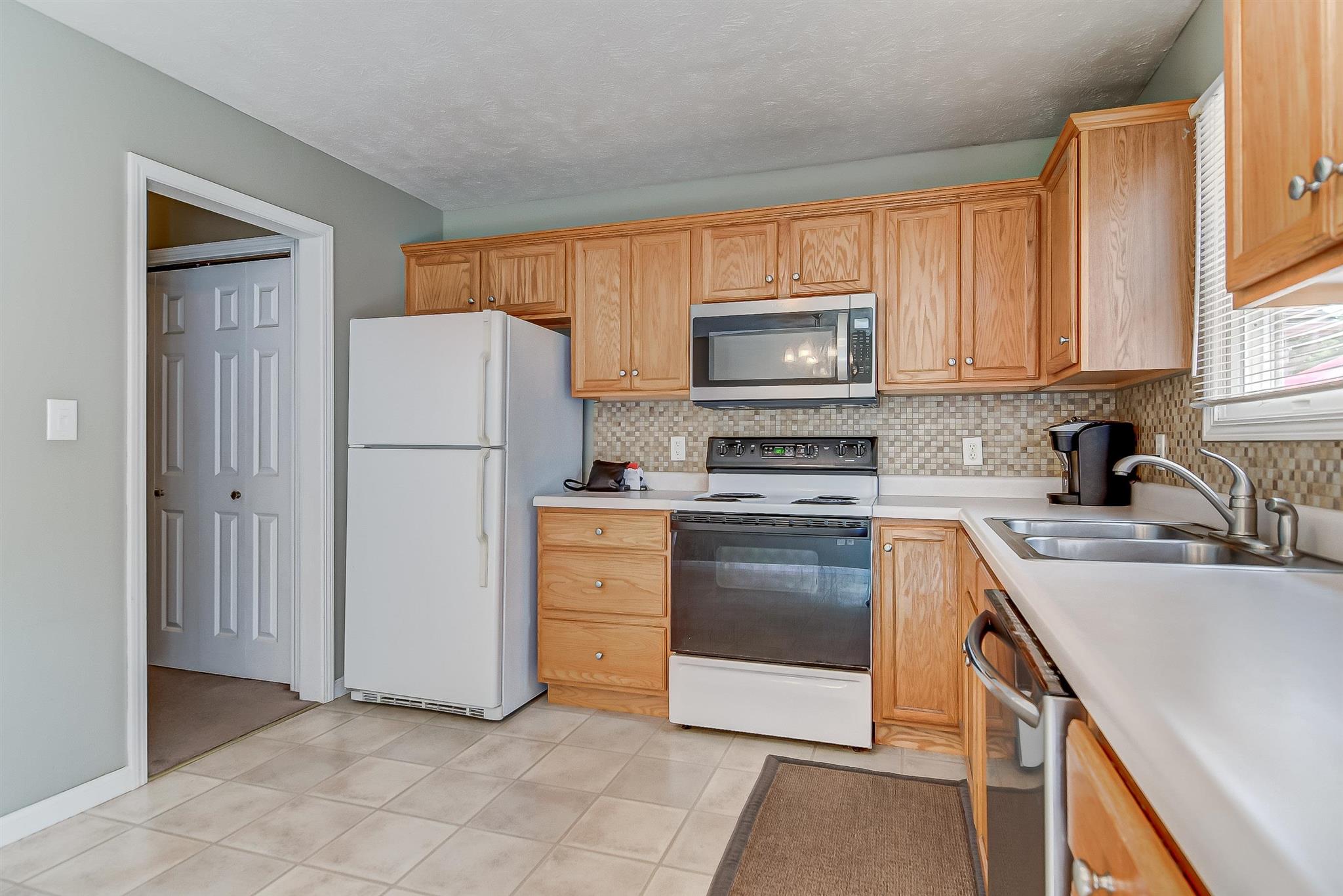 4309 Pickfair Road Springfield, IL 62703 - Photo 10 of 24 Gallery Image 10